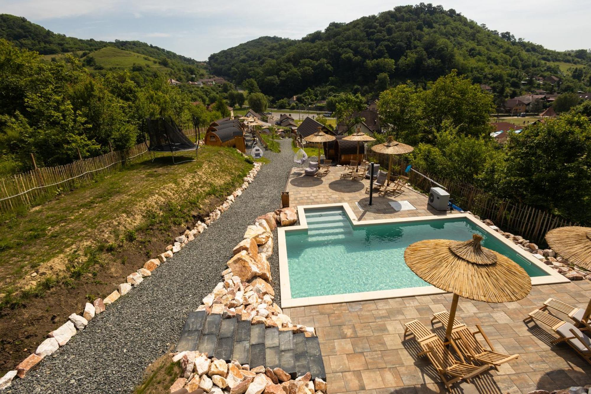 Complex Butoaiele Transilvaniei - Cazare & Spa - Natura - Relaxare Mediaş Eksteriør bilde
